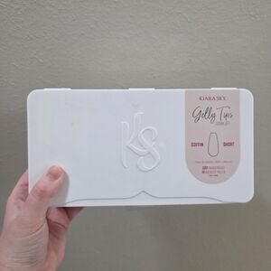 New Kiara sky short and clear coffin jelly tips